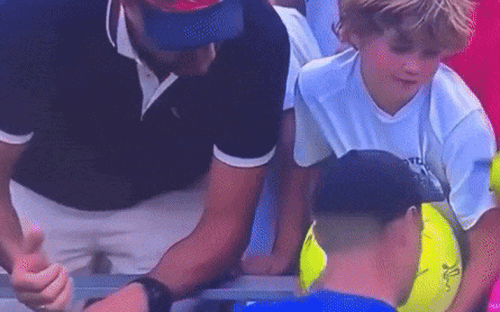 Djokovic nhảy điệu 'KPop Demon Hunters' mừng sinh nhật con gái ngay tại US Open - Ảnh 5.