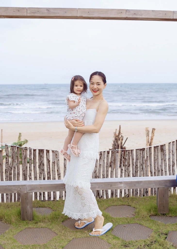 Lan Phương mệt mỏi vì chồng Tây liên tục xin hoãn ly hôn - Ảnh 3.