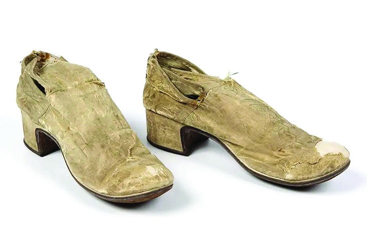 giày cổ - Ảnh 3.