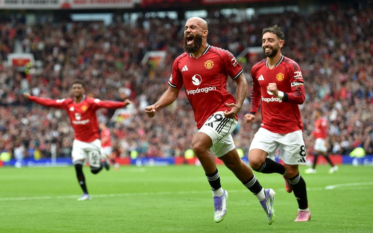 Siêu máy tính: Man Utd có nguy cơ rớt hạng cao gấp đôi cơ hội trở lại Champions League - Ảnh 2.