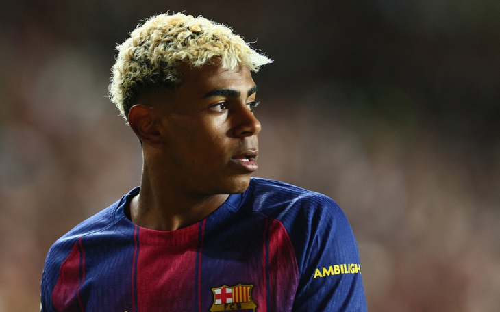 Sự thật bức ảnh Ruben Neves sắp hôn góa phụ của bạn thân Diogo Jota - Ảnh 4.