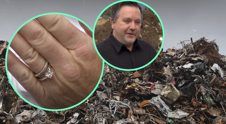 Chồng bới 18 tấn rác để tìm lại chiếc nhẫn cho vợ 'não cá vàng' - Ảnh 2.