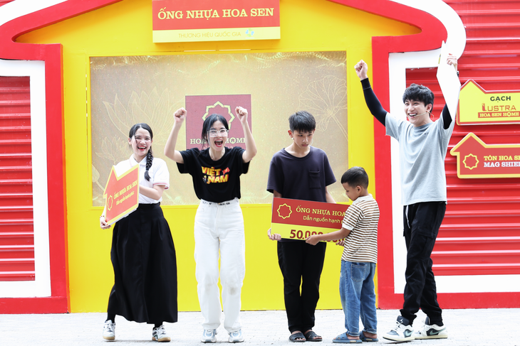 Cậu bé 13 tuổi trong 'Mái ấm gia đình Việt' khiến MC Thanh Thảo bật khóc - Ảnh 4.