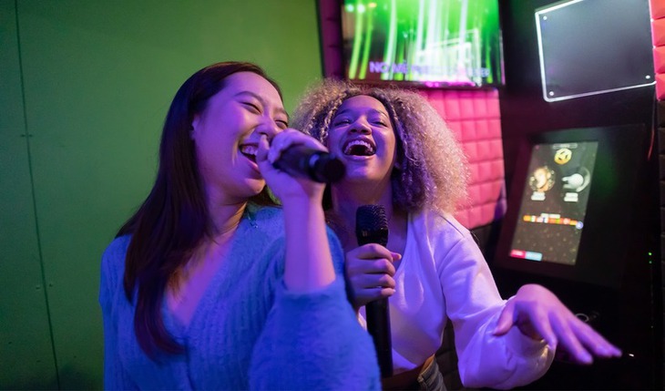 Gen Z đốt calo bằng… karaoke: Trào lưu mới hay chỉ là ảo tưởng? - Ảnh 2.