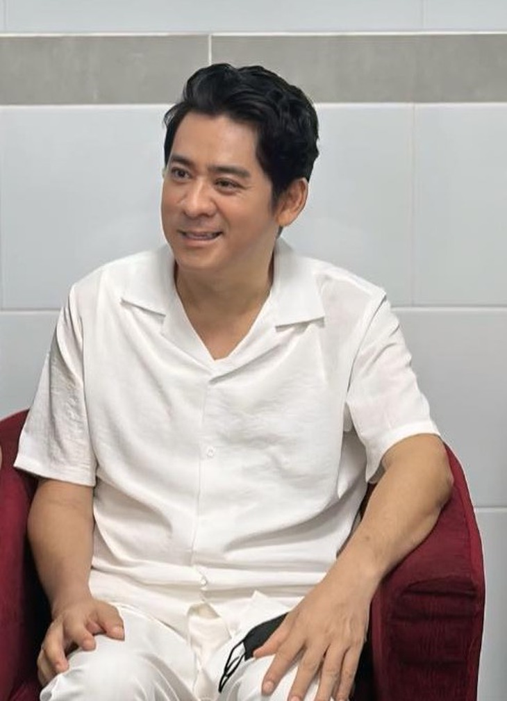 Diễn viên Huỳnh Anh Tuấn xuất viện, có trở lại bếp nấu ăn?  - Ảnh 1.