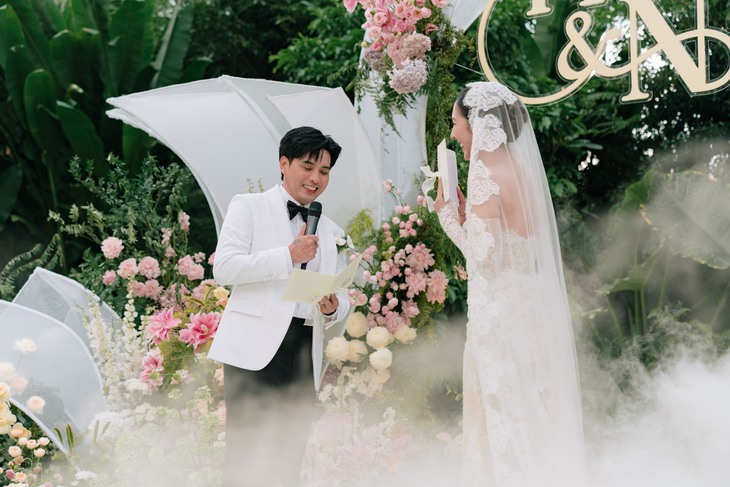 Đám cưới lãng mạn của Hồ Quang Hiếu - Tuệ Như, con trai 8 tháng tuổi nhận vai trò đặc biệt - Ảnh 5.