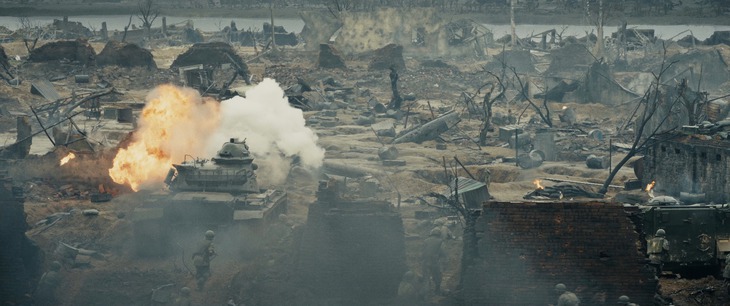 Trấn Thành review phim 'Mưa đỏ': Phải thốt lên 'hay quá' 20 lần - Ảnh 3.