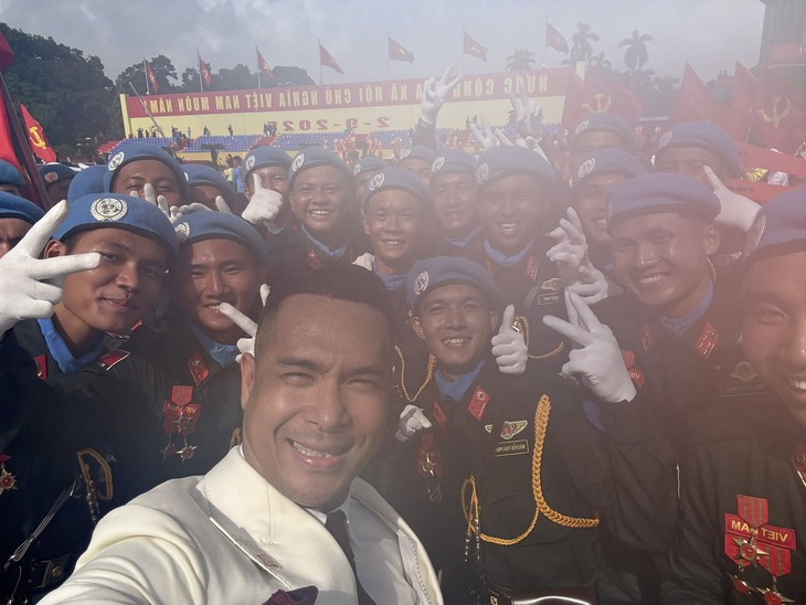 nghệ sĩ - Ảnh 2.