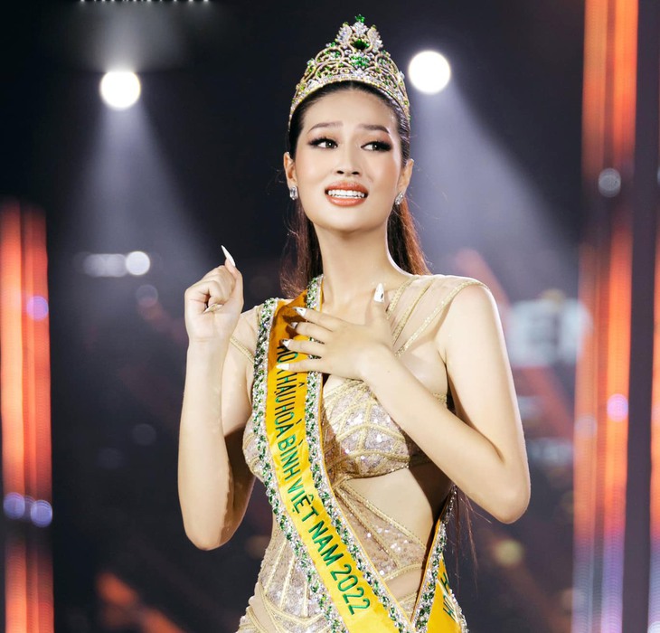 Hoa hậu Thiên Ân và bước tiến trên màn ảnh rộng, được Thu Trang, Trấn Thành hết lời khen ngợi  - Ảnh 3.