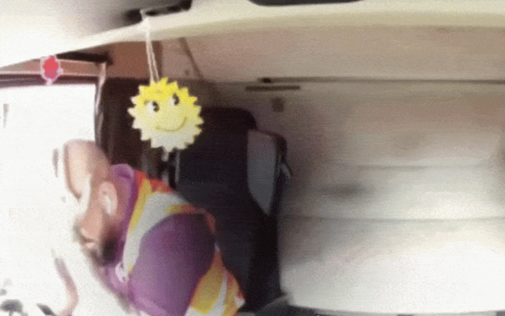 Ảnh vui 22-9: Cái gì cũng có giá của nó, iPhone 17 cũng vậy! - Ảnh 7.