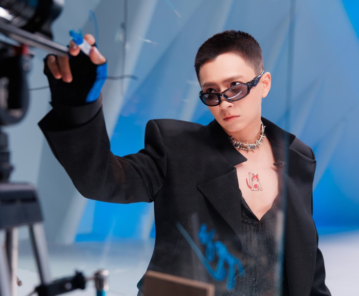 Ngô Kiến Huy tham gia 'Anh trai say hi', các đàn em gen Z phản ứng ra sao?  - Ảnh 1.