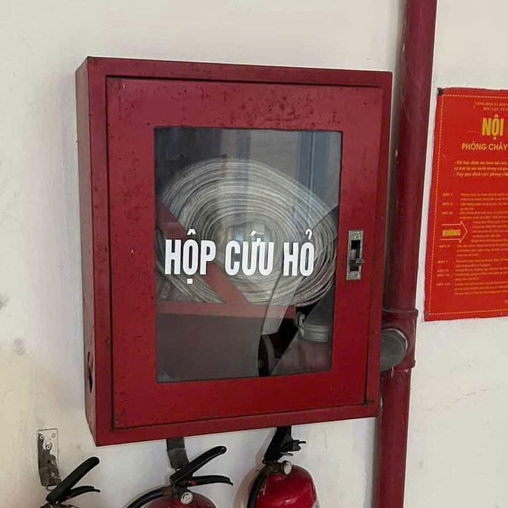 Ảnh vui 22-9: Cái gì cũng có giá của nó, iPhone 17 cũng vậy! - Ảnh 2.