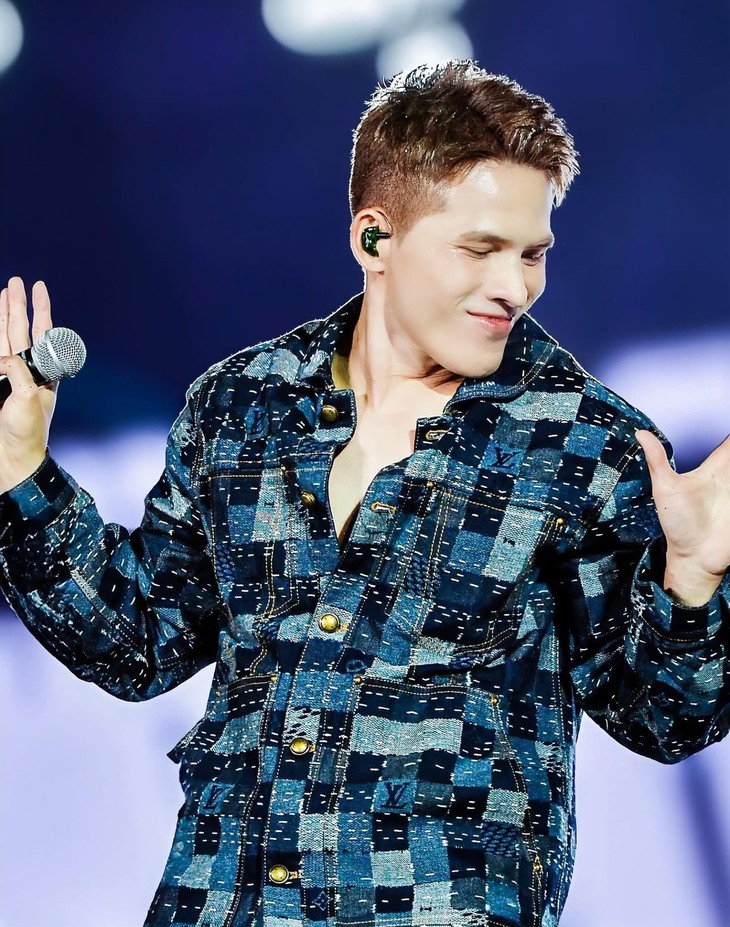 Quốc Thiên: Từ khủng hoảng vì quán quân hát mãi không nổi nay tự tin làm concert 10.000 khán giả - Ảnh 3.