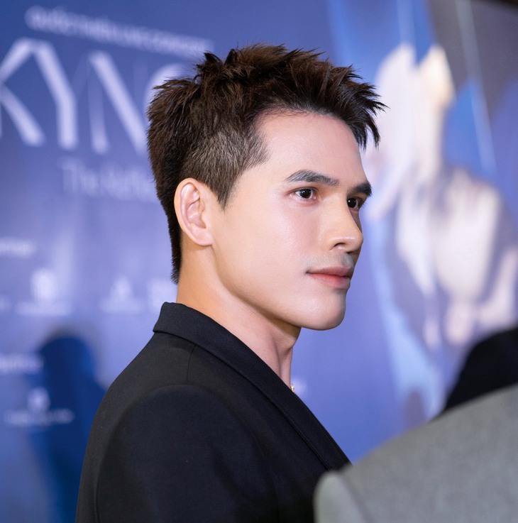 Quốc Thiên: Từ khủng hoảng vì quán quân hát mãi không nổi nay tự tin làm concert 10.000 khán giả - Ảnh 4.