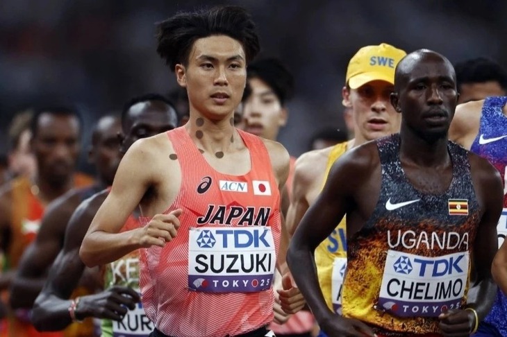 Miếng dán bí ẩn của chân chạy Nhật Bản khiến nhiều người tò mò - Ảnh 1.