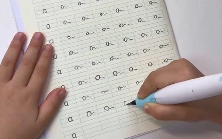 Tại sao người phụ nữ Nhật Bản này lại che mặt khi chụp hình? - Ảnh 5.