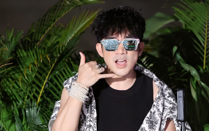 Hứa Vĩ Văn nhận vai trò mới sau cơn sốt phim 'Mưa đỏ' - Ảnh 3.