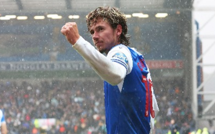 Neymar khởi kiện vì bị tố nghiện rượu và cày game thâu đêm - Ảnh 3.