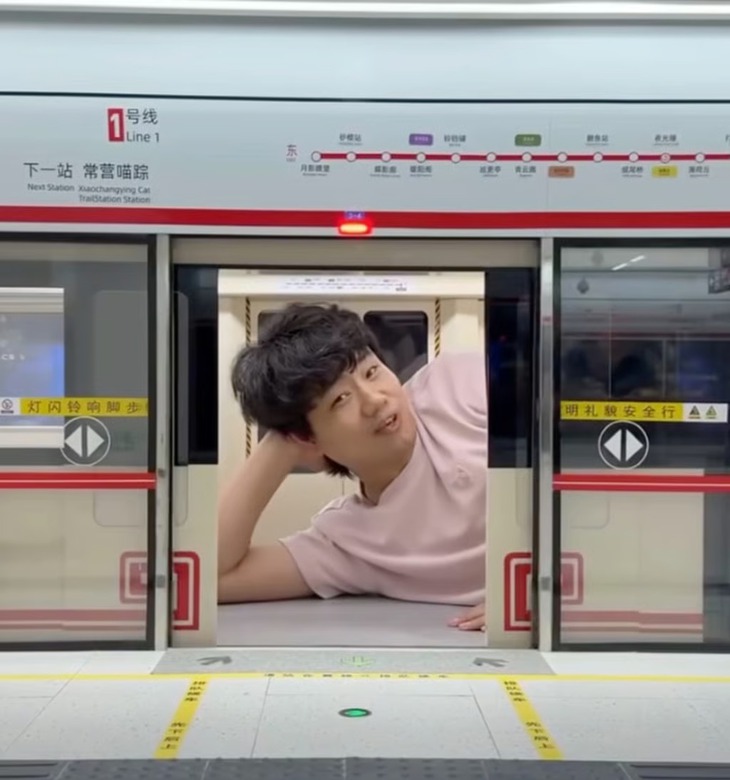 tàu điện ngầm - Ảnh 2.