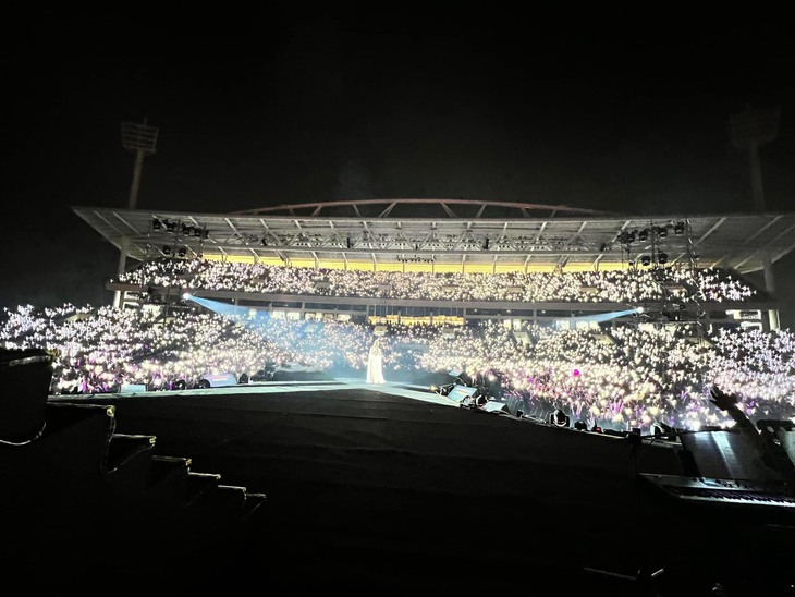 Mỹ Tâm: Từ ở chung cư cũ tầng 9 đến làm show 'cháy vé' 30 nghìn khán giả - Ảnh 3.