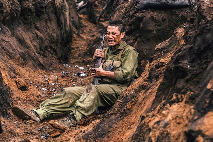 Mưa đỏ - Ảnh 1.