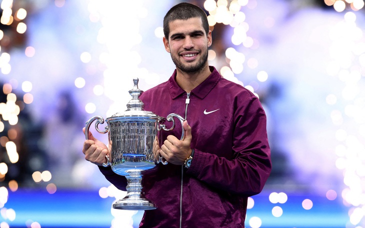 DJ Shakeil Luciano mang ‘sân khấu di động’ chạy bán marathon - Ảnh 4.