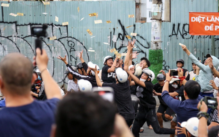 Cậu bé tổng hợp hạt nhân ở tuổi 12 giờ làm gì?  - Ảnh 4.