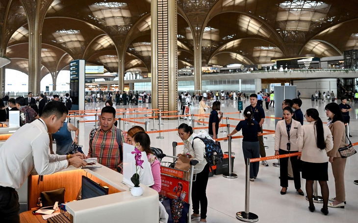 Nhiều người cảm thấy bật cười và bồi hồi: Sao không chạy đi, khi thanh xuân chỉ có một lần?  - Ảnh 3.