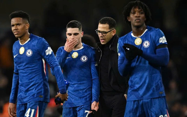 Màn ăn mừng đáng... buồn nhất sự nghiệp thủ môn U23 Jordan - Ảnh 3.