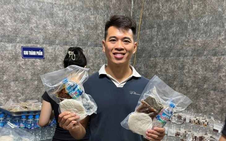 Có một nước đang ở năm 2082, 'sống lệch' với cả thế giới - Ảnh 4.