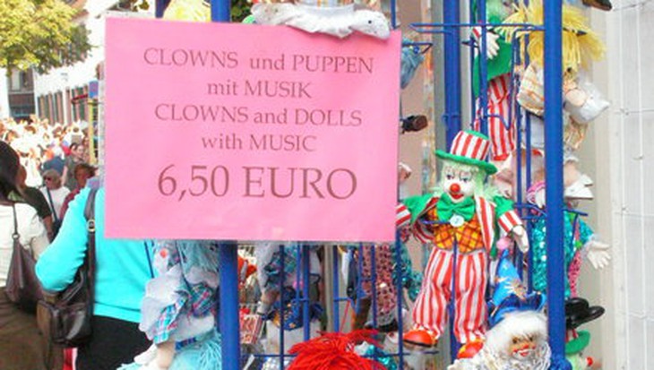 Những món quà tặng ngộ nghĩnh mùa Noel. Ảnh: L.N.M.