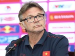 HLV Philippe Troussier hài lòng về màn trình diễn trước Nhật Bản