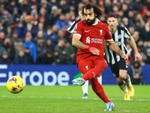 Mohamed Salah thay giày đổi... vận
