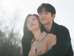 Kim Soo Hyun lộ hint hẹn hò Kim Ji Won