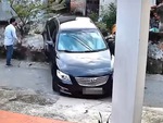 Pha lùi xe tốn tiền triệu của tài xế ô tô