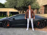 Cristiano Ronaldo sở hữu hơn 40 siêu xe nhưng nhiều chiếc 'chỉ để ngắm'