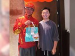 Thanh niên đặt đồ ăn được tỉ phú công nghệ giao hàng