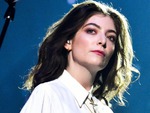 Lorde 'tái sinh' sau 4 năm im thin thít