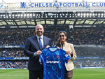 Chelsea ký tài trợ áo đấu trong... 1 tháng