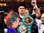 Oleksandr Usyk đeo đồng hồ fake nhưng chẳng ai nghi vì quá giàu