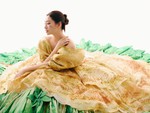Lương Thùy Linh và váy bánh xèo: Chuyện kể từ trái tim của nhà thiết kế Nguyễn Minh Công