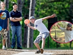 Cá mập đầu búa bất ngờ ‘hạ cánh’ trên sân disc golf