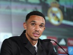 Alexander-Arnold đổi tên và thay số trên áo đấu tại Real Madrid