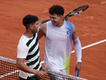 Alcaraz tự bắt lỗi mình để 'nhường điểm' cho đối thủ ở Roland Garros