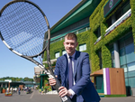 Cây vợt khổng lồ ế ẩm tại Wimbledon 2025
