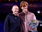 Fan kinh ngạc khi Jannik Sinner tái hợp HLV từng khiến mình dính doping