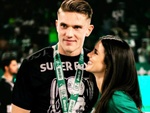 Gyokeres chia tay bạn gái người mẫu để quyết tâm rời Sporting Lisbon