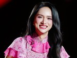 Hương Giang thi Miss Universe: Từ nhà sản xuất thành thí sinh, hợp luật nhưng lạ đời