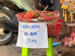 Ảnh vui 5-9: 'Chôm chôm xa hoa' dành cho người giàu?