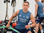 Leandro Trossard xứng danh ‘quái vật thể hình’ của Arsenal